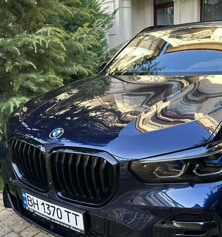 Синий БМВ Х5, объемом двигателя 3 л и пробегом 16 тыс. км за 87000 $, фото 1 на Automoto.ua