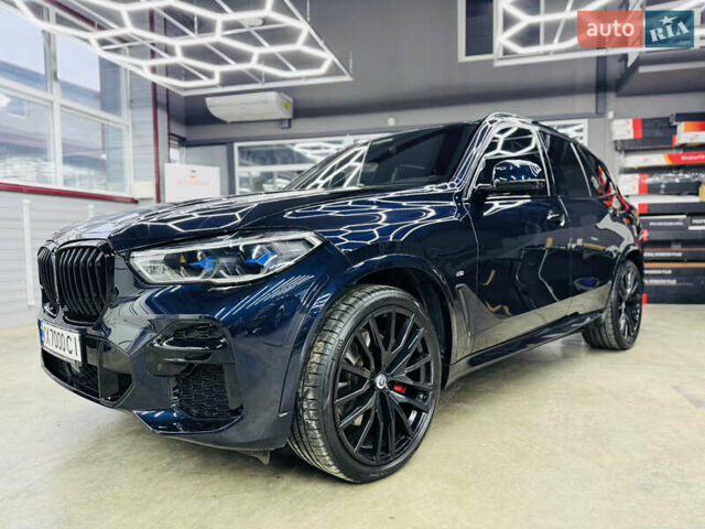 Синий БМВ Х5, объемом двигателя 3 л и пробегом 56 тыс. км за 72900 $, фото 1 на Automoto.ua