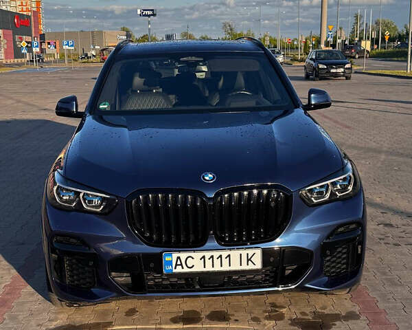 Синий БМВ Х5, объемом двигателя 3 л и пробегом 63 тыс. км за 90000 $, фото 1 на Automoto.ua