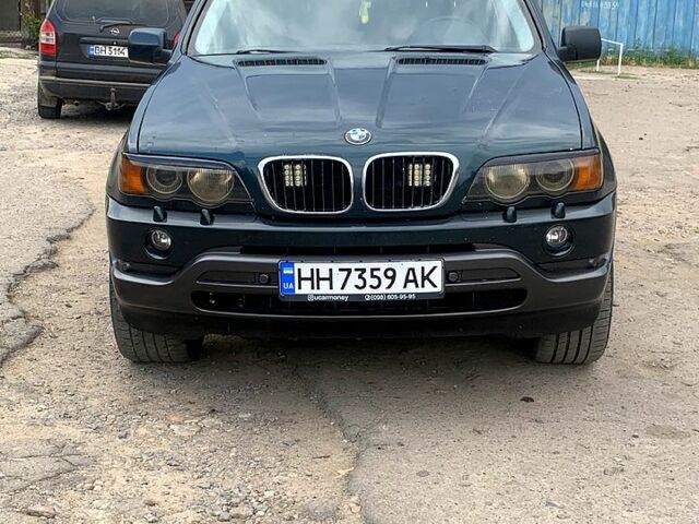 Зеленый БМВ Х5, объемом двигателя 3 л и пробегом 350 тыс. км за 7600 $, фото 1 на Automoto.ua