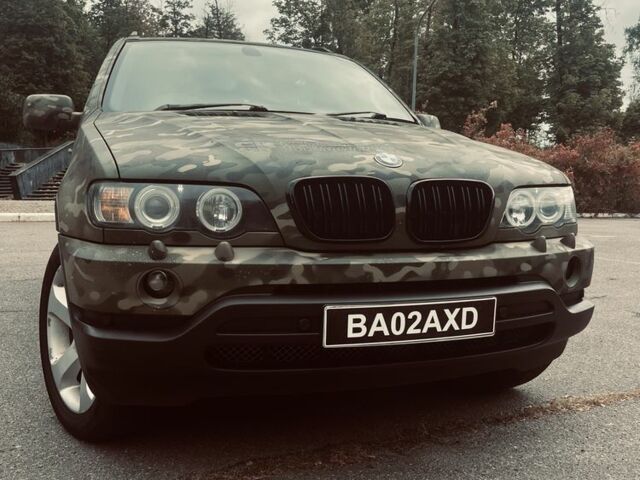 Зеленый БМВ Х5, объемом двигателя 3 л и пробегом 250 тыс. км за 5000 $, фото 1 на Automoto.ua