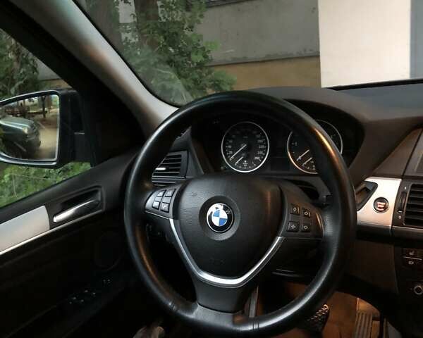 Зелений БМВ Х5, об'ємом двигуна 3 л та пробігом 305 тис. км за 15800 $, фото 1 на Automoto.ua