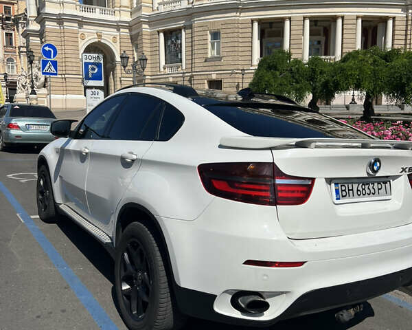 Білий БМВ Х6, об'ємом двигуна 2.99 л та пробігом 230 тис. км за 19000 $, фото 1 на Automoto.ua