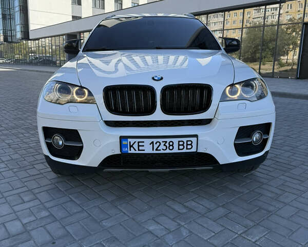 Білий БМВ Х6, об'ємом двигуна 3 л та пробігом 248 тис. км за 14499 $, фото 1 на Automoto.ua