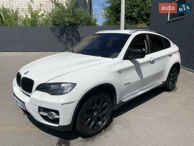 Білий БМВ Х6, об'ємом двигуна 3 л та пробігом 249 тис. км за 13950 $, фото 1 на Automoto.ua