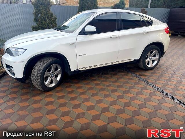 Білий БМВ Х6, об'ємом двигуна 3 л та пробігом 151 тис. км за 15900 $, фото 1 на Automoto.ua