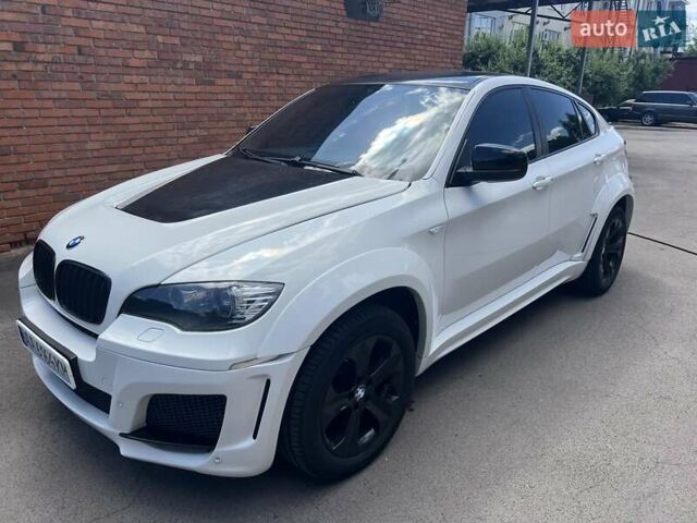 Белый БМВ Х6, объемом двигателя 2.98 л и пробегом 180 тыс. км за 16000 $, фото 1 на Automoto.ua