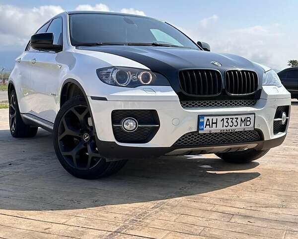 Белый БМВ Х6, объемом двигателя 2.98 л и пробегом 107 тыс. км за 17000 $, фото 1 на Automoto.ua