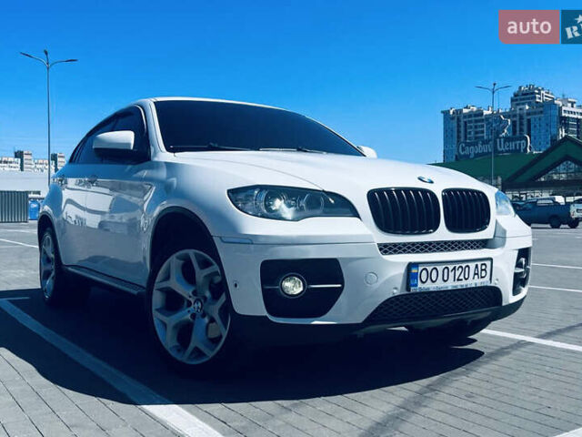 Белый БМВ Х6, объемом двигателя 3 л и пробегом 220 тыс. км за 16799 $, фото 1 на Automoto.ua