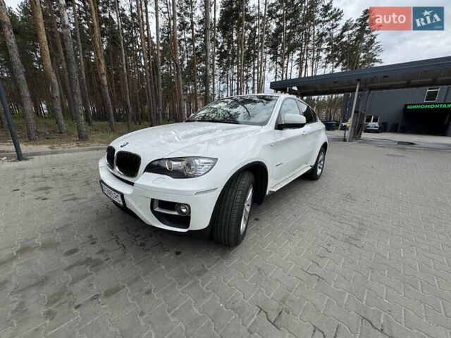 БМВ Х6 2012 в Киеве на Automoto.ua Белый БМВ Х6, объемом двигателя 2.98 л и пробегом 155 тыс. км за 17000 $, фото 1 на Automoto.ua