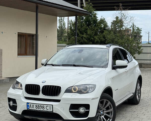 Білий БМВ Х6, об'ємом двигуна 2.99 л та пробігом 242 тис. км за 21800 $, фото 1 на Automoto.ua