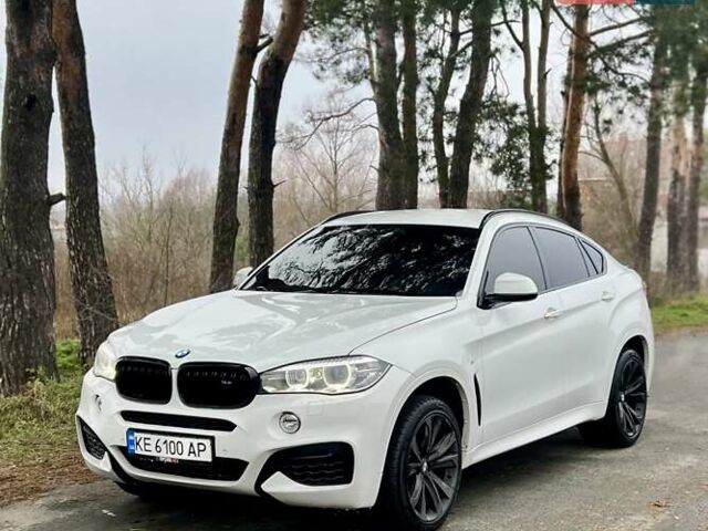 Белый БМВ Х6, объемом двигателя 3 л и пробегом 224 тыс. км за 27999 $, фото 1 на Automoto.ua