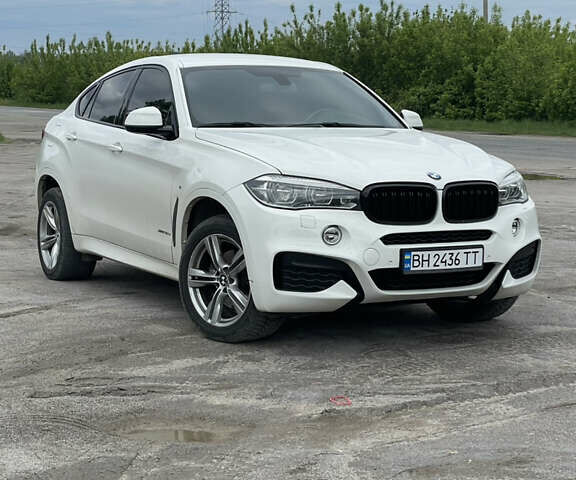 Білий БМВ Х6, об'ємом двигуна 2.99 л та пробігом 97 тис. км за 41500 $, фото 1 на Automoto.ua
