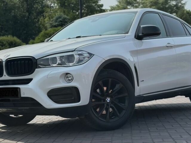Белый БМВ Х6, объемом двигателя 3 л и пробегом 158 тыс. км за 25000 $, фото 1 на Automoto.ua