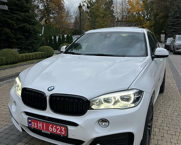 Белый БМВ Х6, объемом двигателя 2.98 л и пробегом 46 тыс. км за 35000 $, фото 1 на Automoto.ua