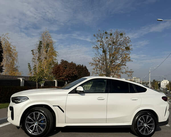 Белый БМВ Х6, объемом двигателя 3 л и пробегом 75 тыс. км за 95500 $, фото 1 на Automoto.ua