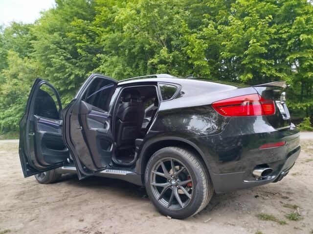 Черный БМВ Х6, объемом двигателя 3 л и пробегом 184 тыс. км за 13500 $, фото 1 на Automoto.ua