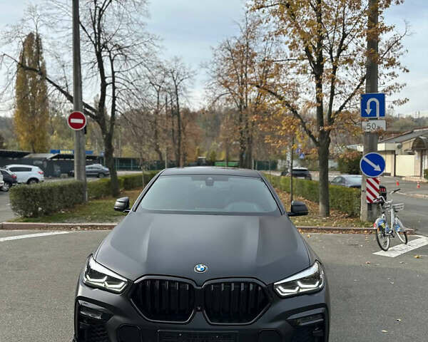 Черный БМВ Х6, объемом двигателя 3 л и пробегом 84 тыс. км за 65000 $, фото 1 на Automoto.ua