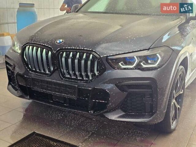 Серый БМВ Х6, объемом двигателя 3 л и пробегом 42 тыс. км за 84500 $, фото 1 на Automoto.ua
