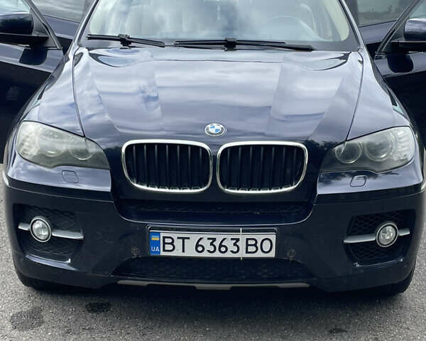 Синий БМВ Х6, объемом двигателя 3 л и пробегом 220 тыс. км за 15000 $, фото 1 на Automoto.ua