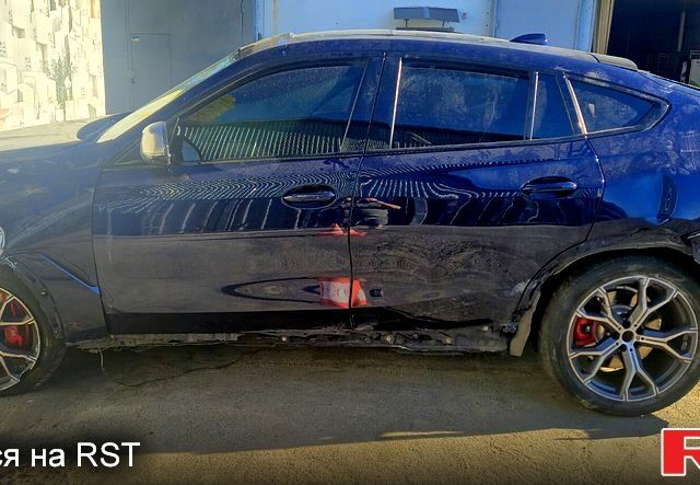 Синий БМВ Х6, объемом двигателя 5 л и пробегом 100 тыс. км за 24000 $, фото 1 на Automoto.ua