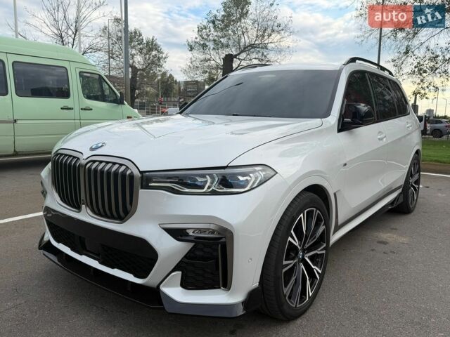 Білий БМВ X7, об'ємом двигуна 4.4 л та пробігом 70 тис. км за 72000 $, фото 1 на Automoto.ua