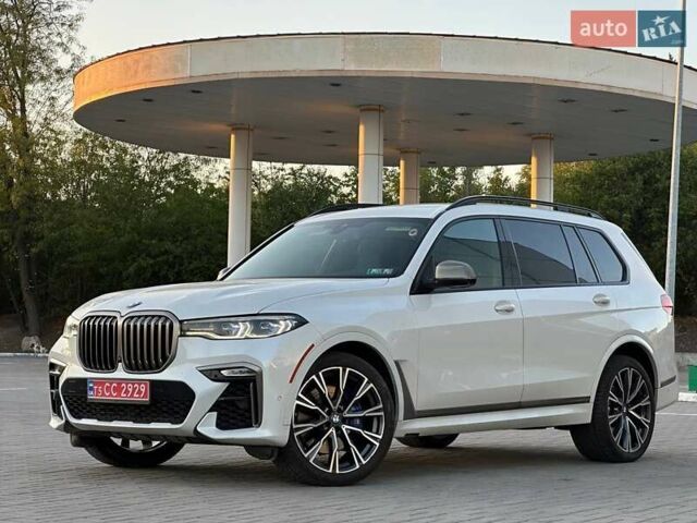 Белый БМВ X7, объемом двигателя 4.39 л и пробегом 126 тыс. км за 58500 $, фото 1 на Automoto.ua