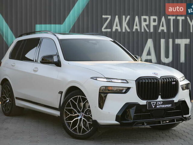 Белый БМВ X7, объемом двигателя 4.39 л и пробегом 80 тыс. км за 137500 $, фото 1 на Automoto.ua