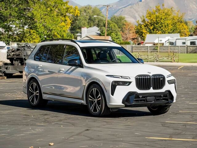 Белый БМВ X7, объемом двигателя 4.4 л и пробегом 17 тыс. км за 43000 $, фото 1 на Automoto.ua