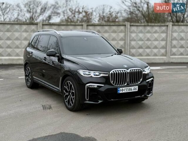 Черный БМВ X7, объемом двигателя 3 л и пробегом 38 тыс. км за 67000 $, фото 1 на Automoto.ua