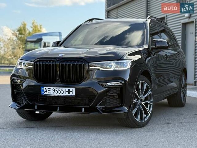 Черный БМВ X7, объемом двигателя 3 л и пробегом 59 тыс. км за 74900 $, фото 1 на Automoto.ua