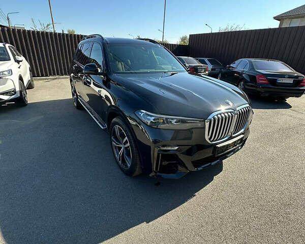 Черный БМВ X7, объемом двигателя 2.99 л и пробегом 21 тыс. км за 89500 $, фото 1 на Automoto.ua