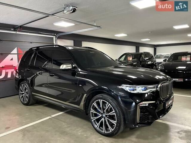 Черный БМВ X7, объемом двигателя 4.39 л и пробегом 138 тыс. км за 69700 $, фото 1 на Automoto.ua