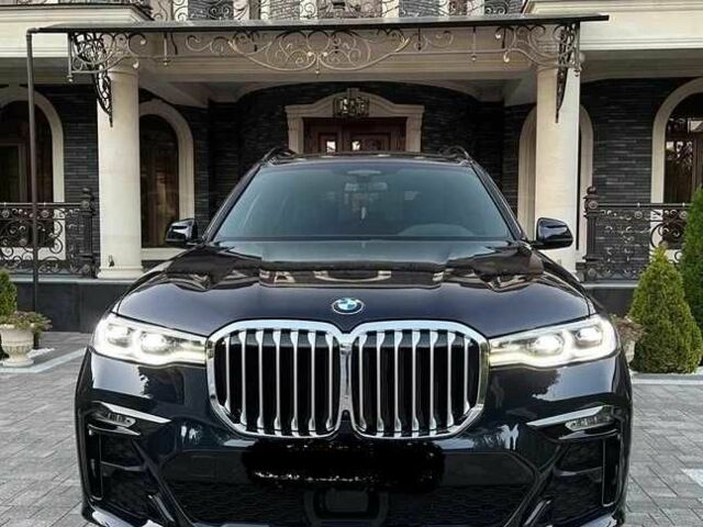 Чорний БМВ X7, об'ємом двигуна 3 л та пробігом 59 тис. км за 51500 $, фото 1 на Automoto.ua