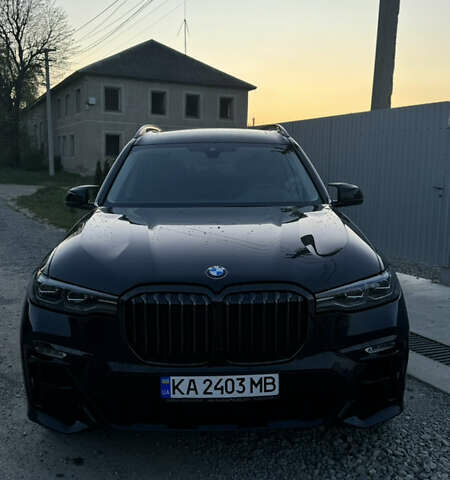 Черный БМВ X7, объемом двигателя 3 л и пробегом 74 тыс. км за 67000 $, фото 1 на Automoto.ua