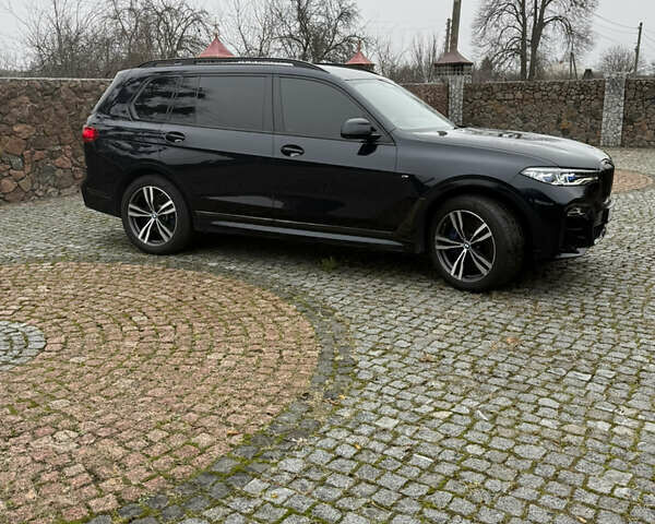 Черный БМВ X7, объемом двигателя 2.99 л и пробегом 60 тыс. км за 94500 $, фото 1 на Automoto.ua