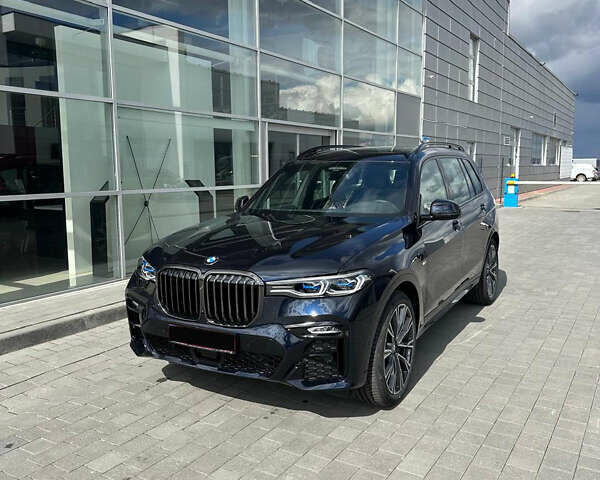 Черный БМВ X7, объемом двигателя 2.99 л и пробегом 71 тыс. км за 89000 $, фото 1 на Automoto.ua