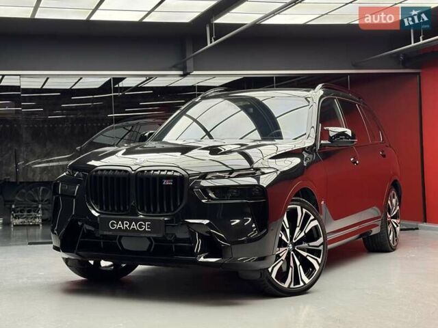 Черный БМВ X7, объемом двигателя 4.4 л и пробегом 61 тыс. км за 140900 $, фото 1 на Automoto.ua