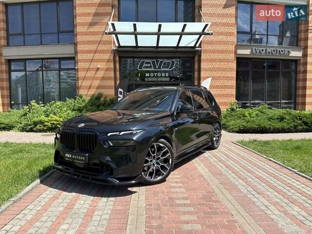Черный БМВ X7, объемом двигателя 2.99 л и пробегом 33 тыс. км за 140000 $, фото 1 на Automoto.ua