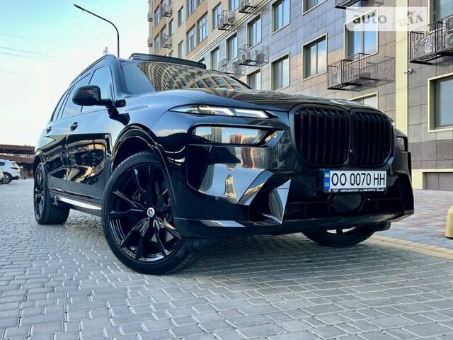 Черный БМВ X7, объемом двигателя 3 л и пробегом 38 тыс. км за 119000 $, фото 1 на Automoto.ua