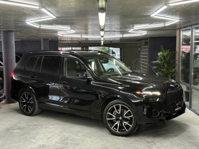 Черный БМВ X7, объемом двигателя 3 л и пробегом 25 тыс. км за 83900 $, фото 1 на Automoto.ua