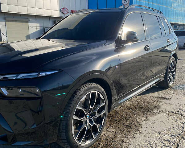 Черный БМВ X7, объемом двигателя 2.99 л и пробегом 14 тыс. км за 142500 $, фото 1 на Automoto.ua
