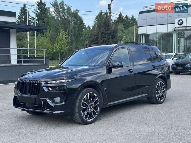 Черный БМВ X7, объемом двигателя 4.4 л и пробегом 9 тыс. км за 158000 $, фото 1 на Automoto.ua