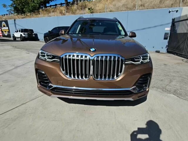 Коричневый БМВ X7, объемом двигателя 3 л и пробегом 42 тыс. км за 23200 $, фото 1 на Automoto.ua