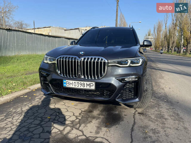 Серый БМВ X7, объемом двигателя 2.99 л и пробегом 100 тыс. км за 68500 $, фото 1 на Automoto.ua