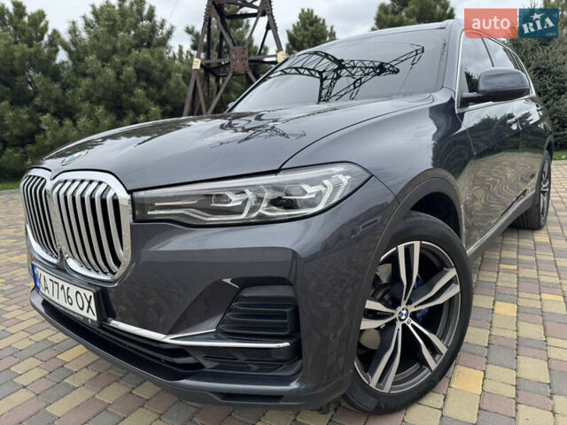 Серый БМВ X7, объемом двигателя 2.99 л и пробегом 140 тыс. км за 63500 $, фото 1 на Automoto.ua