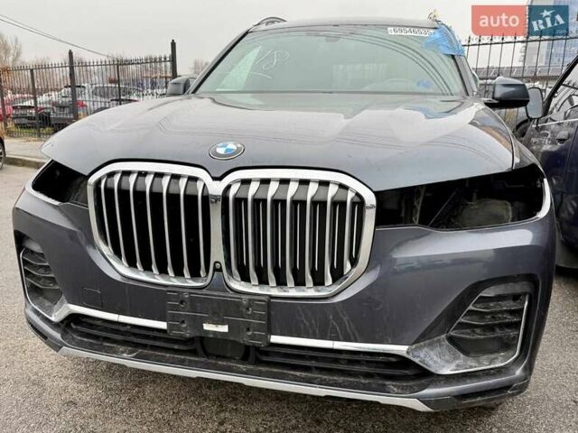 Сірий БМВ X7, об'ємом двигуна 3 л та пробігом 86 тис. км за 41800 $, фото 1 на Automoto.ua