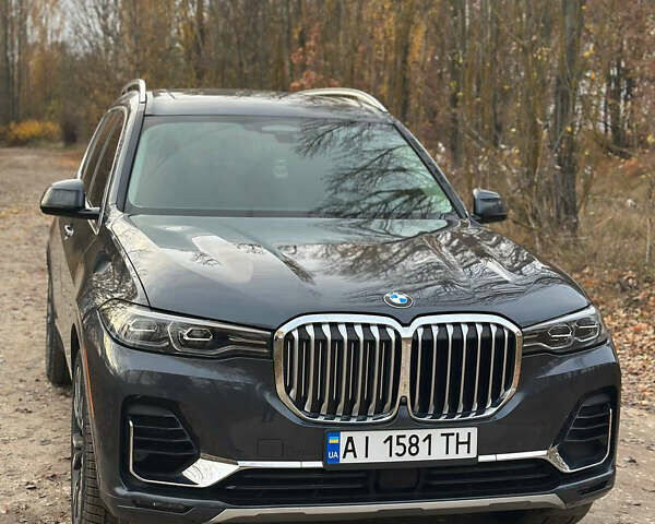 Сірий БМВ X7, об'ємом двигуна 3 л та пробігом 131 тис. км за 60700 $, фото 1 на Automoto.ua