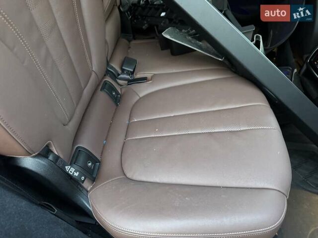 Серый БМВ X7, объемом двигателя 3 л и пробегом 97 тыс. км за 41500 $, фото 1 на Automoto.ua