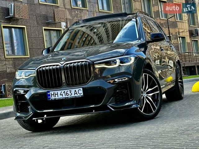 Серый БМВ X7, объемом двигателя 2.99 л и пробегом 99 тыс. км за 95900 $, фото 1 на Automoto.ua